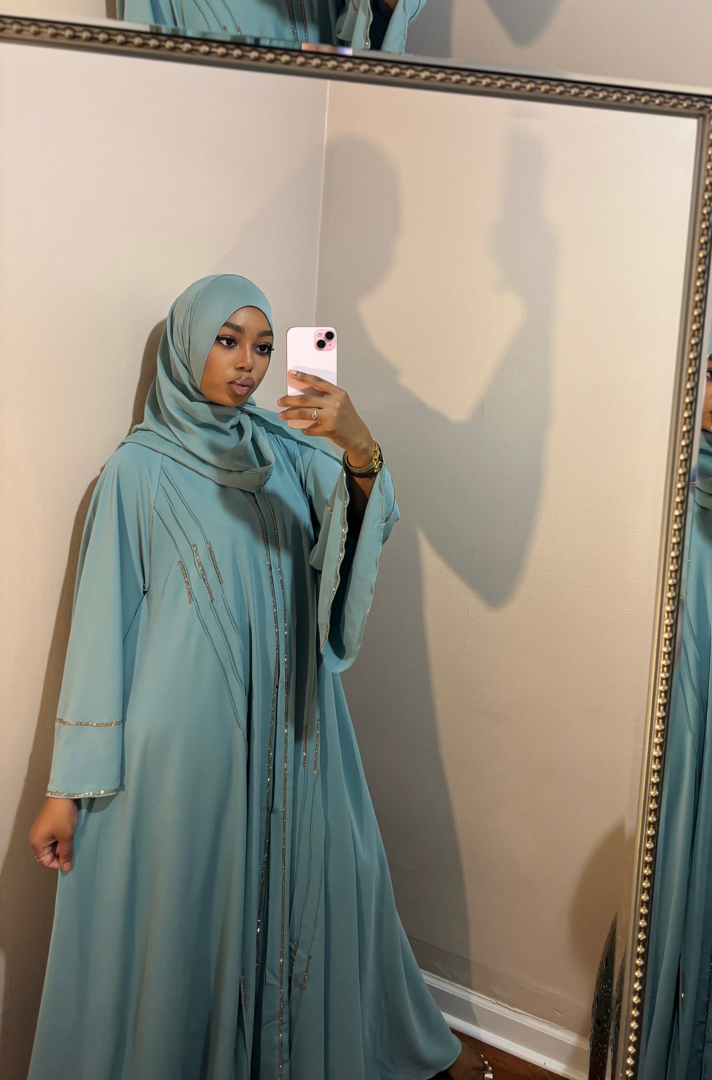 Mint Dubai Abaya