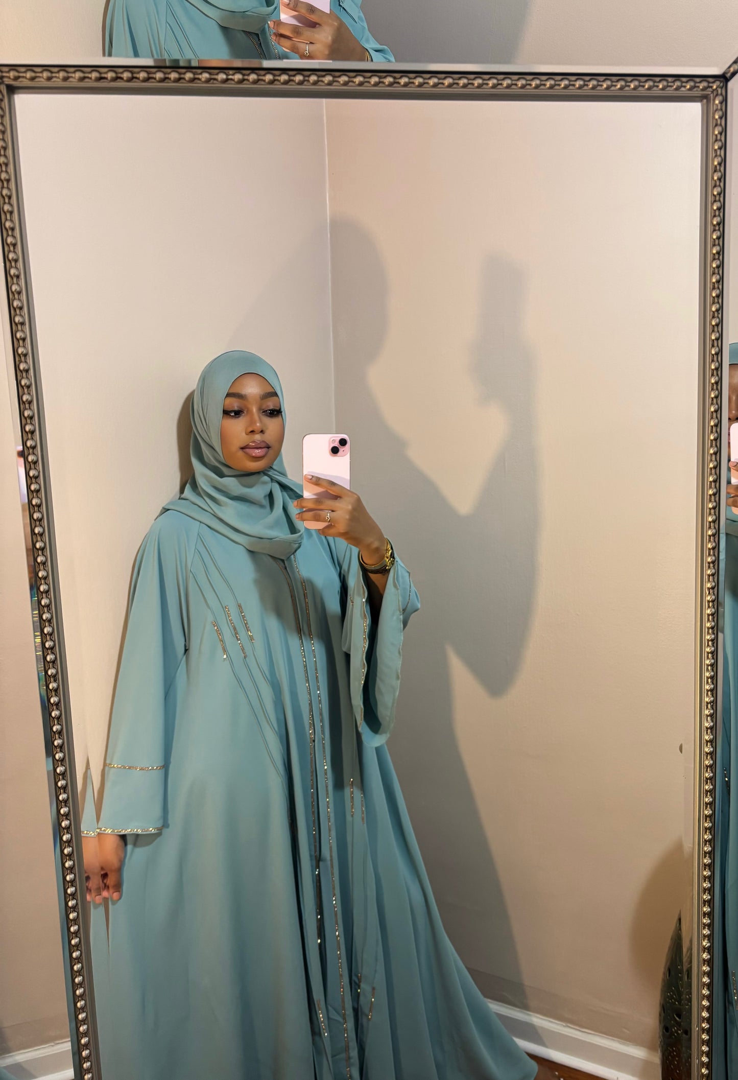 Mint Dubai Abaya