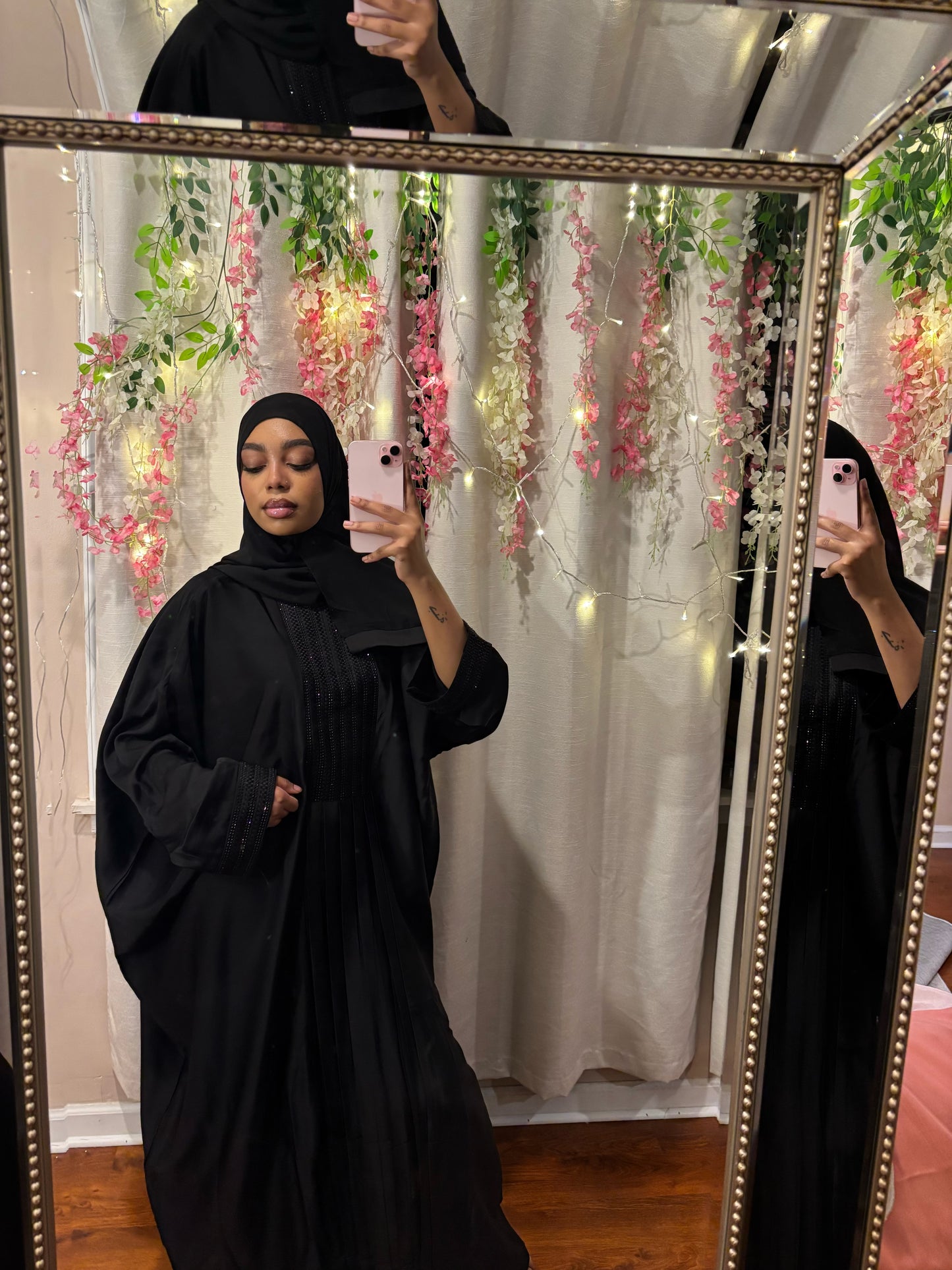 Qadira abaya